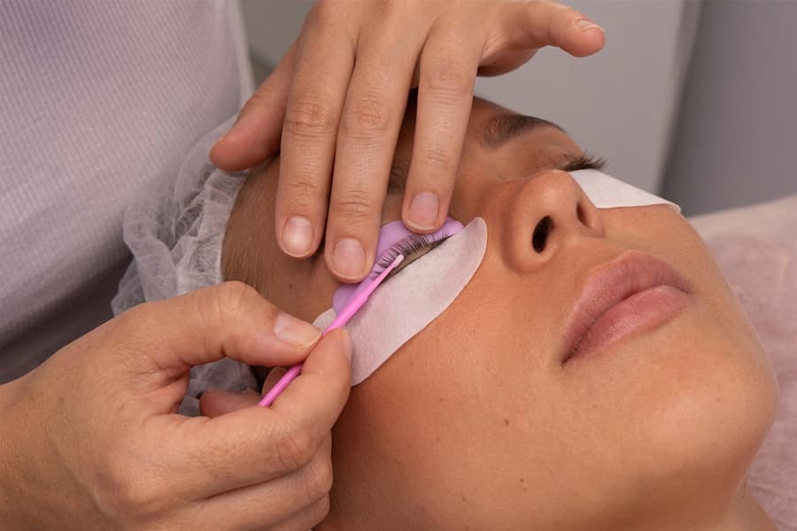 Consigue una mirada más expresiva sin maquillaje